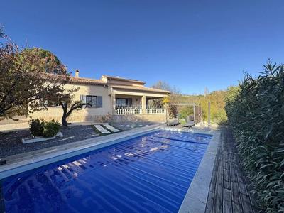 Maison - 131 m² - 6 pièces