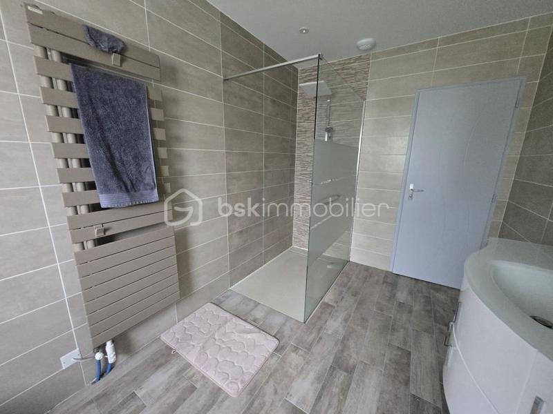 Pavillon - 113 m² - 4 pièces