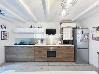 Maison de ville - 90 m² - 5 pièces