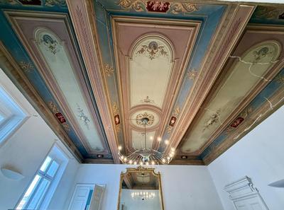 Appartement bourgeois - 280 m² - 4 pièces