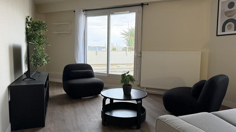 Appartement - 85 m² - 4 pièces