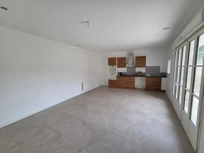 Maison - 102 m² - 4 pièces