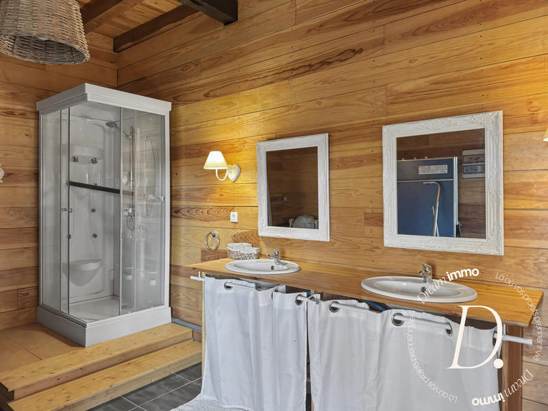 Maison ancienne - 250 m² - 9 pièces