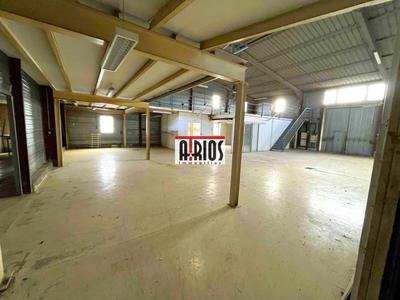 Local d'activité / Entrepôt - 1 710 m²