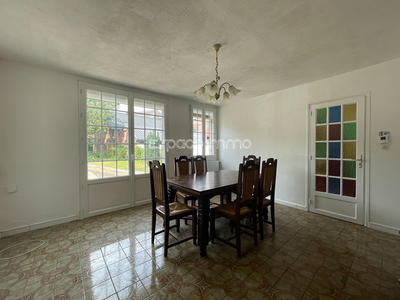 Maison - 104 m² - 5 pièces