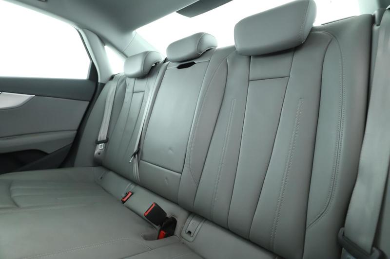 Audi A4 2.0 Tdi Design Luxe s tronic 150 ch