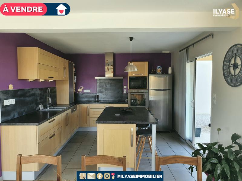 Maison - 143 m² - 8 pièces