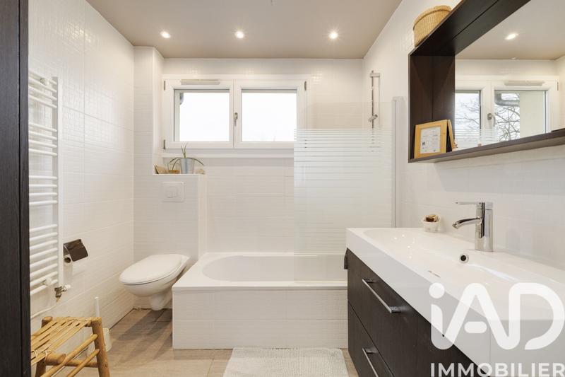 Maison - 88 m² - 6 pièces