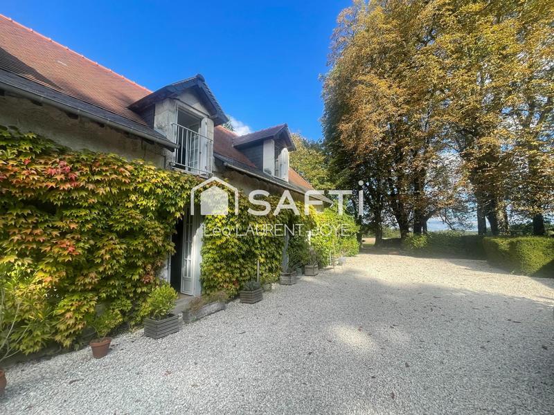 Maison - 336 m² - 13 pièces