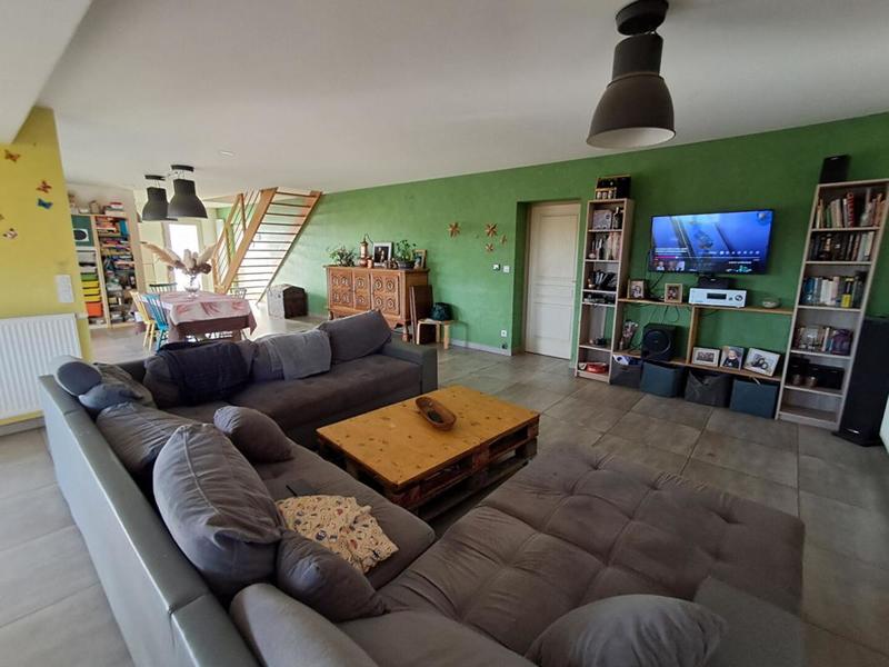 Maison - 253 m² - 10 pièces