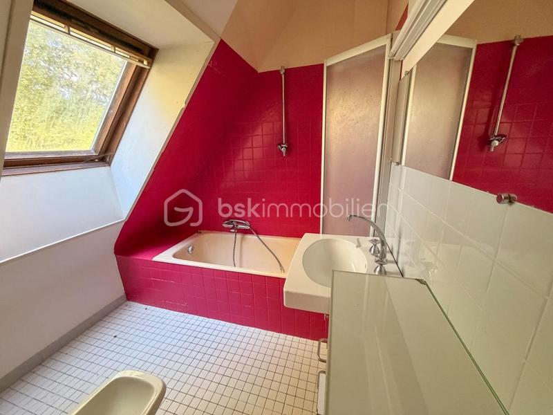 Maison - 157 m² - 6 pièces