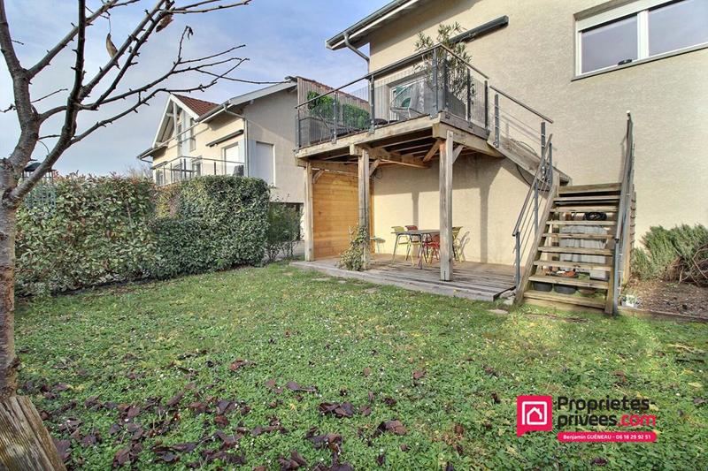 Appartement - 90 m² - 4 pièces