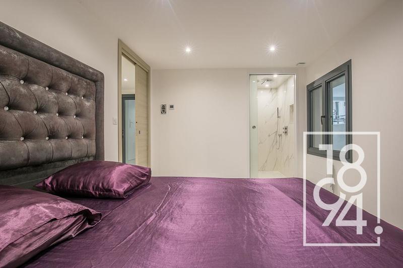 Maison - 391 m² - 8 pièces