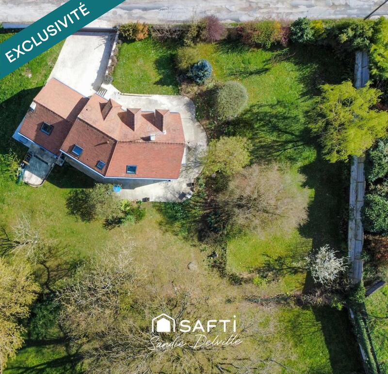 Maison - 170 m² - 7 pièces