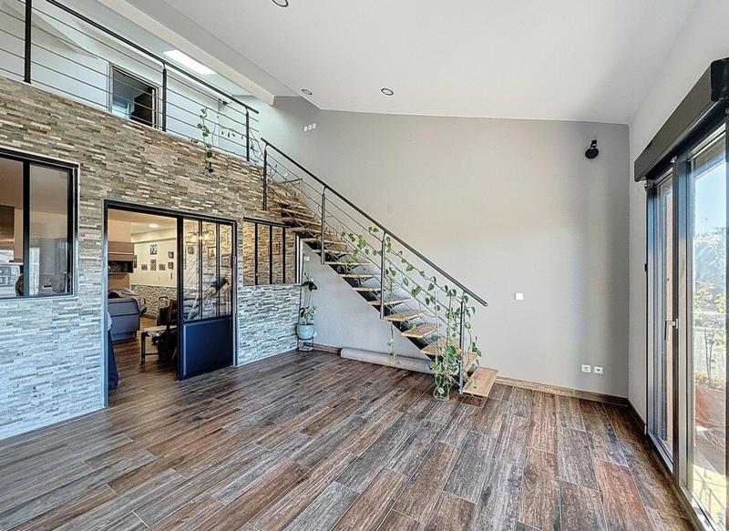 Appartement - 131 m² - 4 pièces