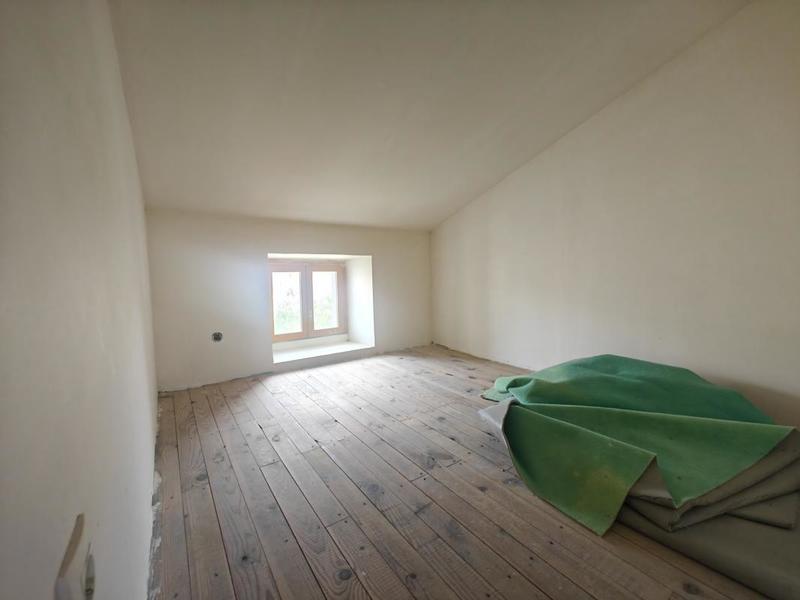 Maison de village - 163 m² - 10 pièces