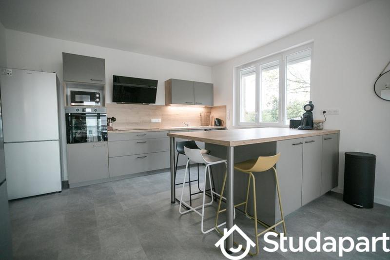 Chambre - 11 m² - 1 pièce