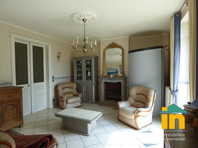 Demeure - 700 m² - 18 pièces