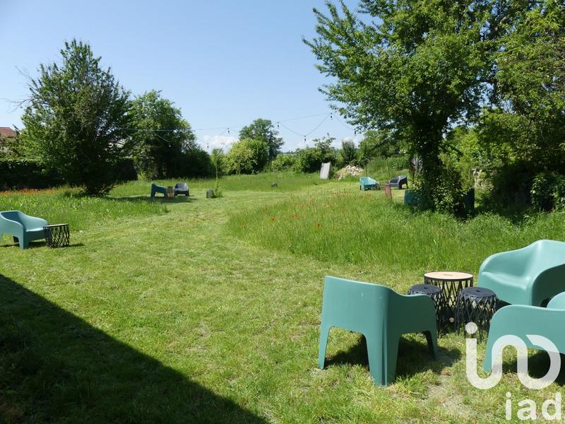 Maison - 250 m² - 8 pièces