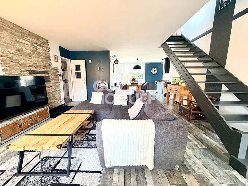 Maison - 139 m² - 7 pièces