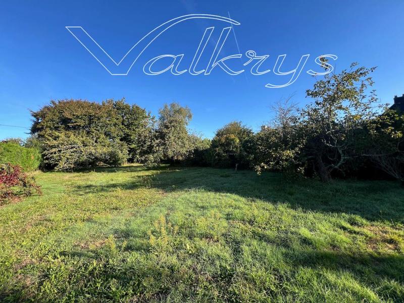 Terrain constructible - 1 124 m²