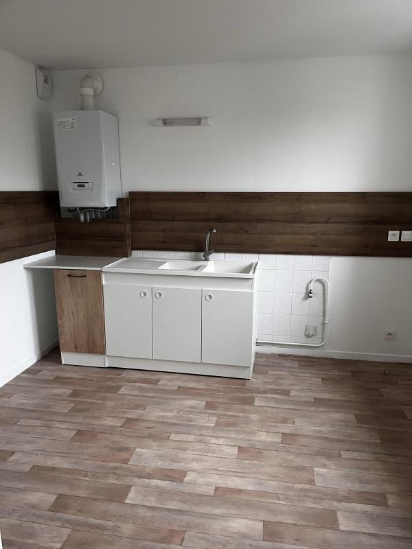 Appartement ancien - 70 m² - 3 pièces