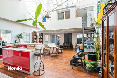 Loft - 130 m² - 5 pièces