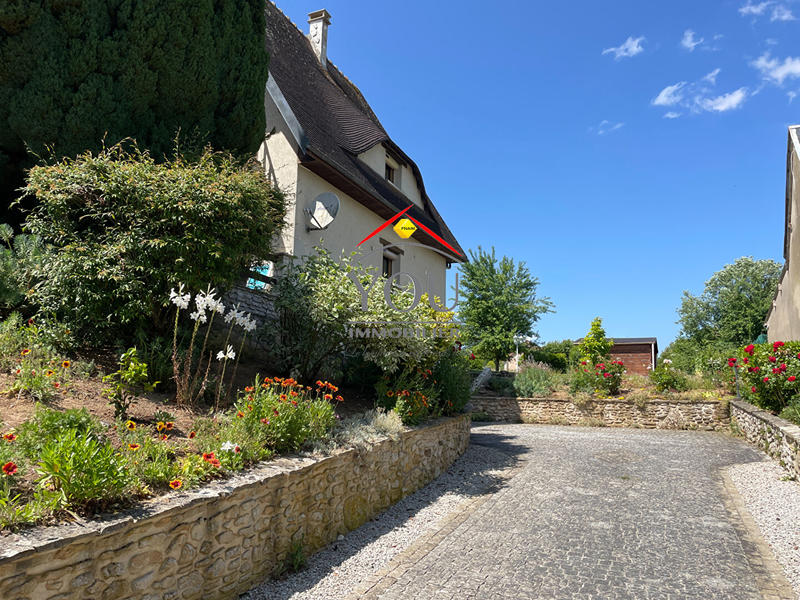 Maison - 159 m² - 7 pièces