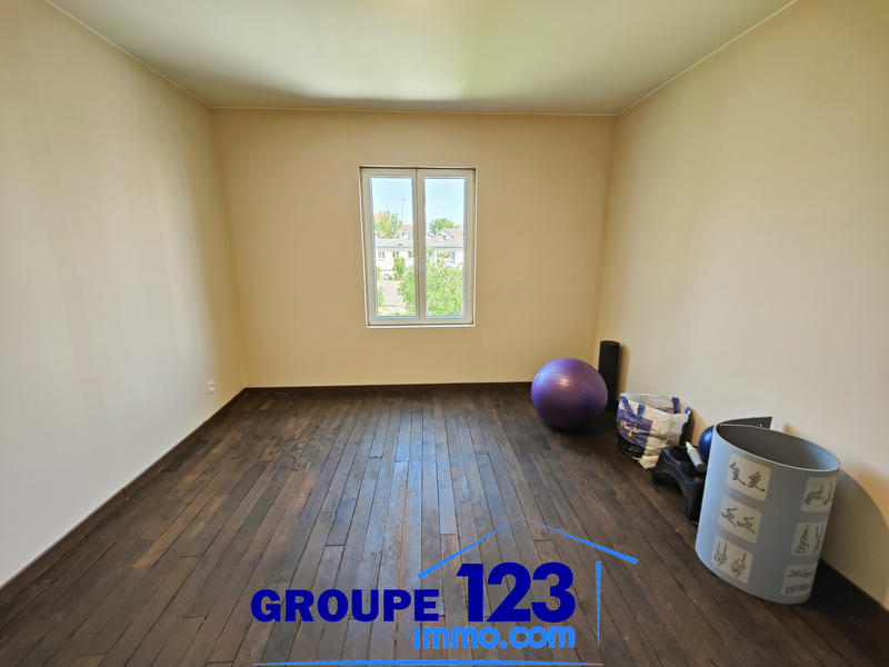 Maison - 99 m² - 4 pièces