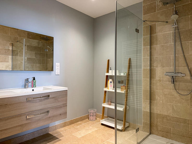 Maison - 204 m² - 8 pièces