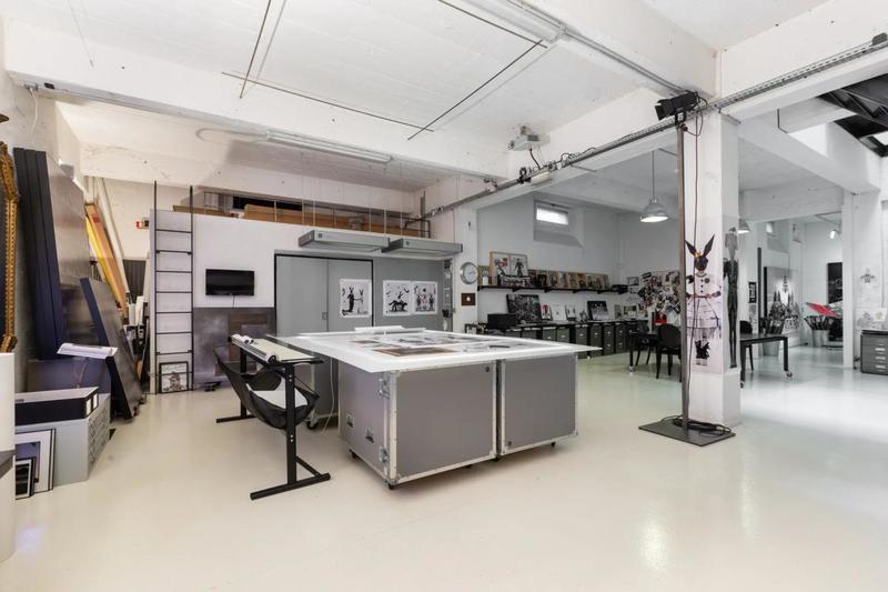 Loft - 350 m² - 5 pièces