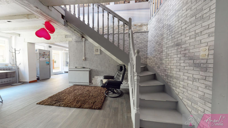 Maison de village - 195 m² - 10 pièces