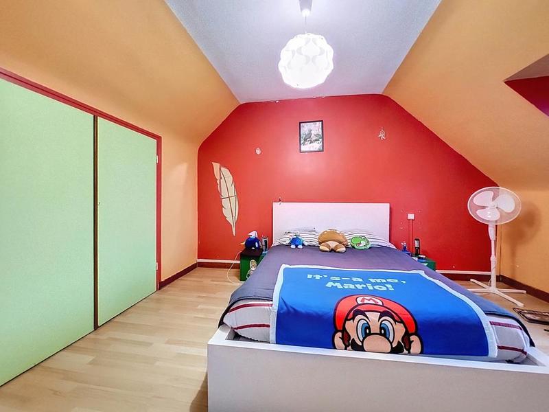 Maison - 95 m² - 5 pièces