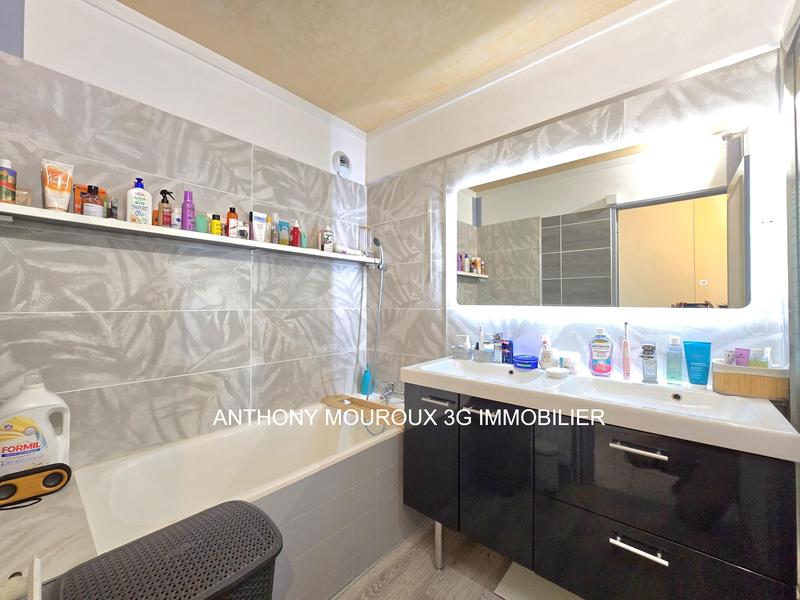 Appartement - 77 m² - 4 pièces