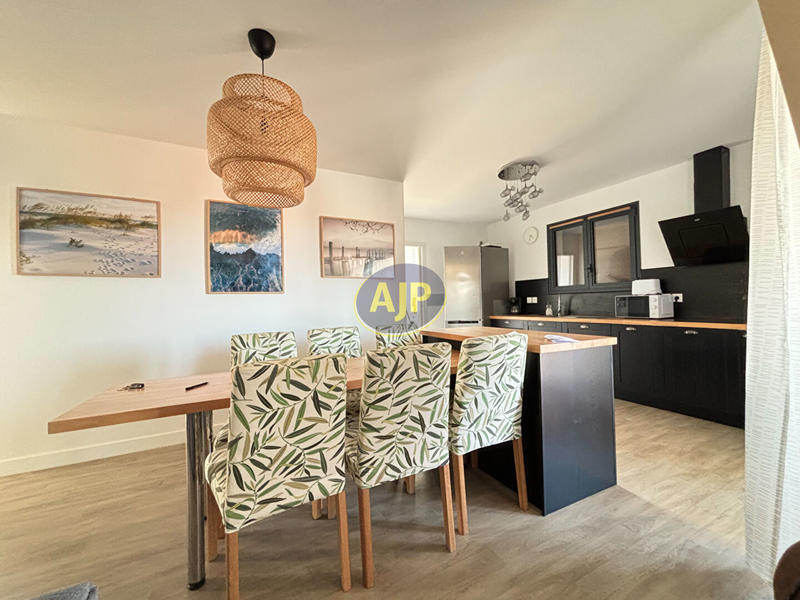 Appartement - 111 m² - 4 pièces