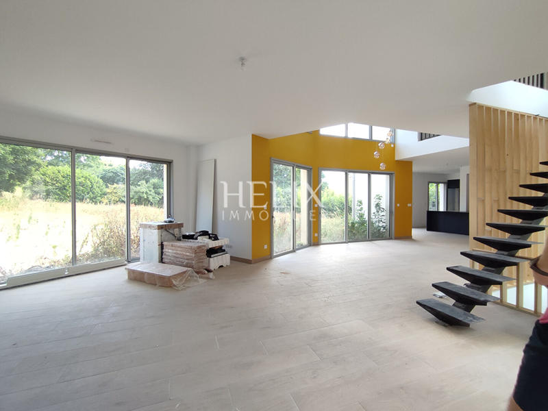 Maison - 172 m² - 6 pièces