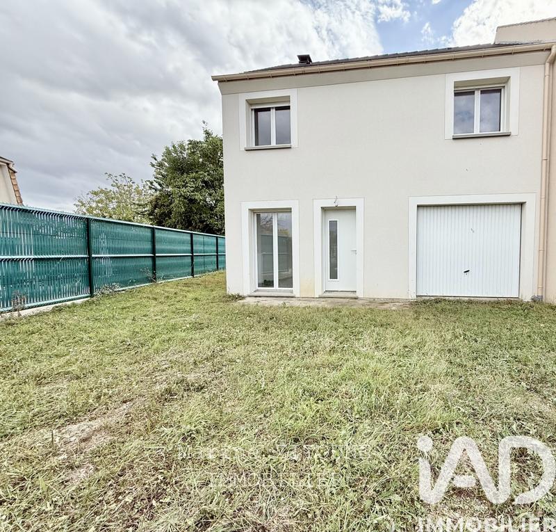 Maison - 89 m² - 5 pièces