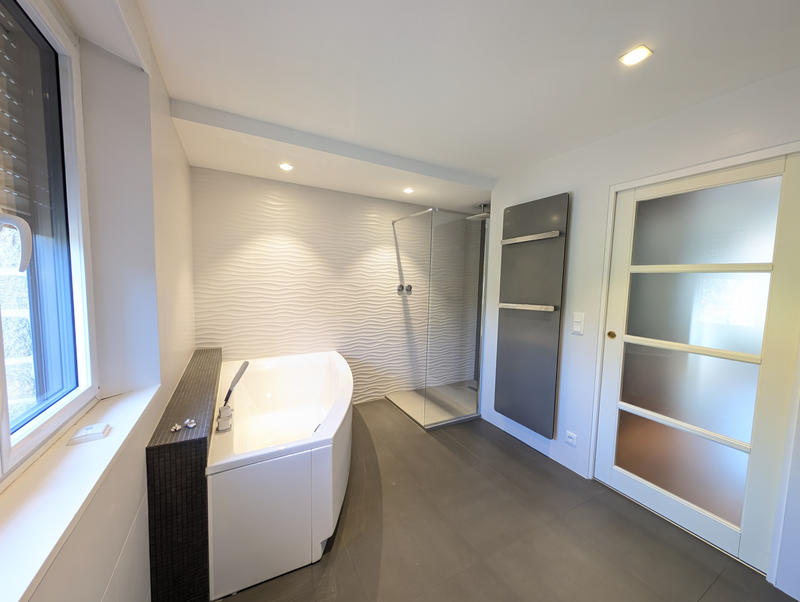 Maison - 196 m² - 7 pièces