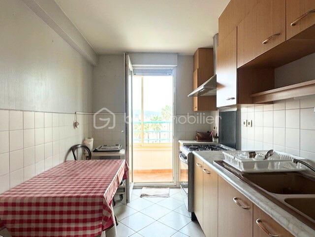 Appartement - 106 m² - 5 pièces
