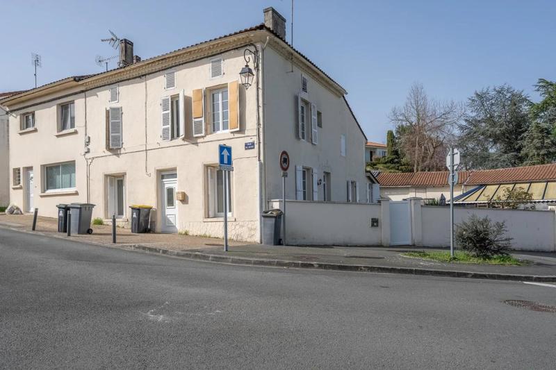 Maison - 166 m² - 4 pièces