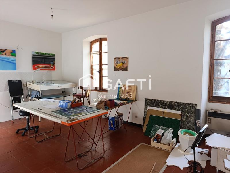 Maison - 166 m² - 12 pièces