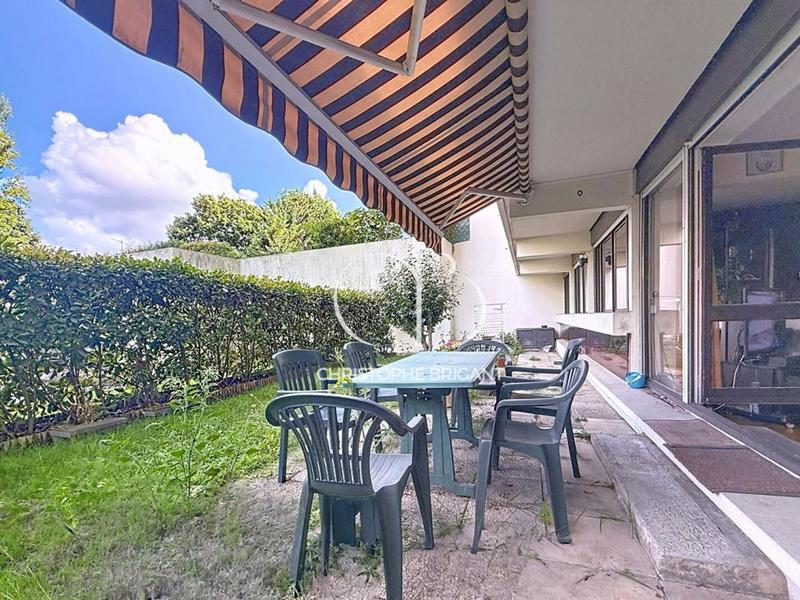 Appartement - 100 m² - 5 pièces