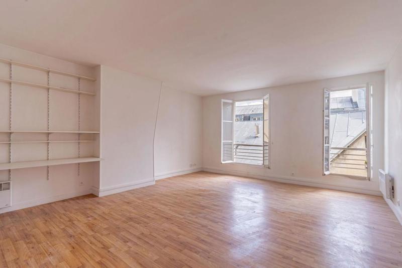 Studio - 40 m² - 1 pièce