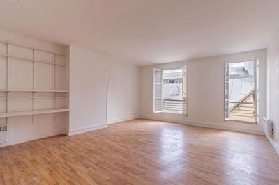 Studio - 40 m² - 1 pièce