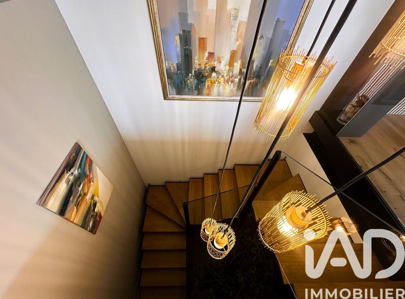 Maison de maîtres - 202 m² - 6 pièces