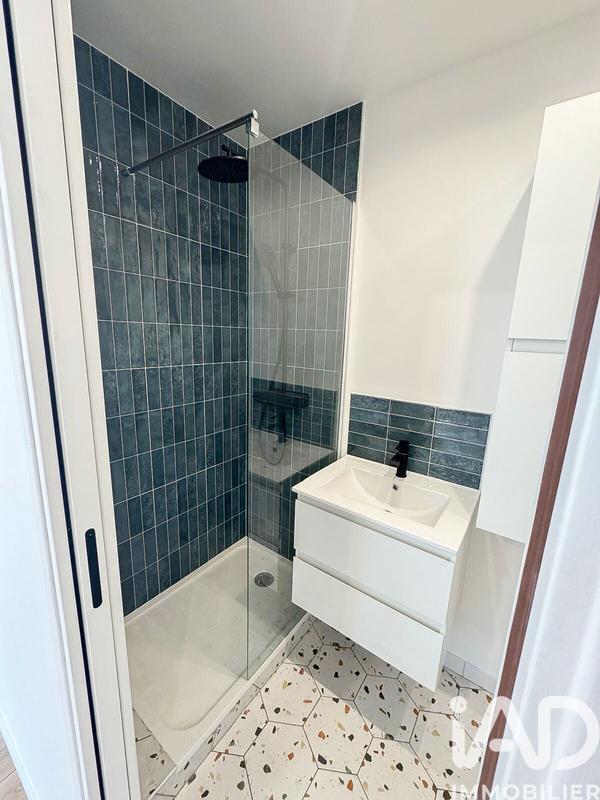 Studio - 15 m² - 1 pièce