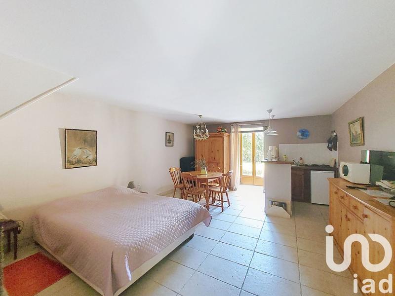 Maison - 255 m² - 9 pièces