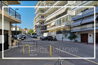 Parking / Garage - 4 m²