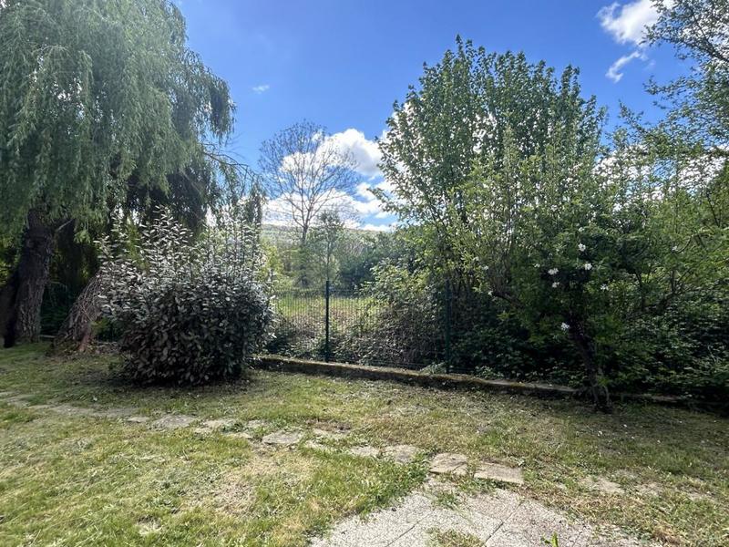 Maison - 290 m² - 12 pièces