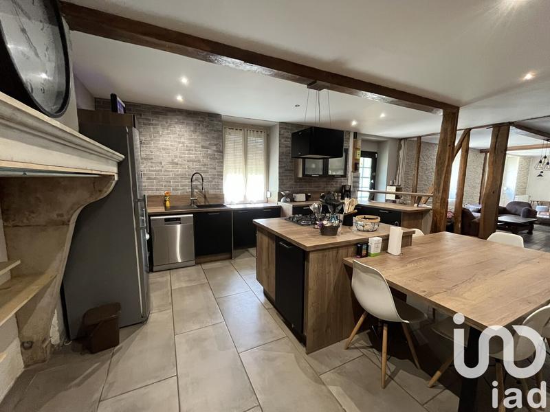 Maison - 207 m² - 1 pièce